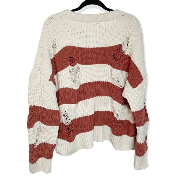 POL Distressed Chenille Striped Crew Neck Sweater Size L W10 - Picture 4 of 7